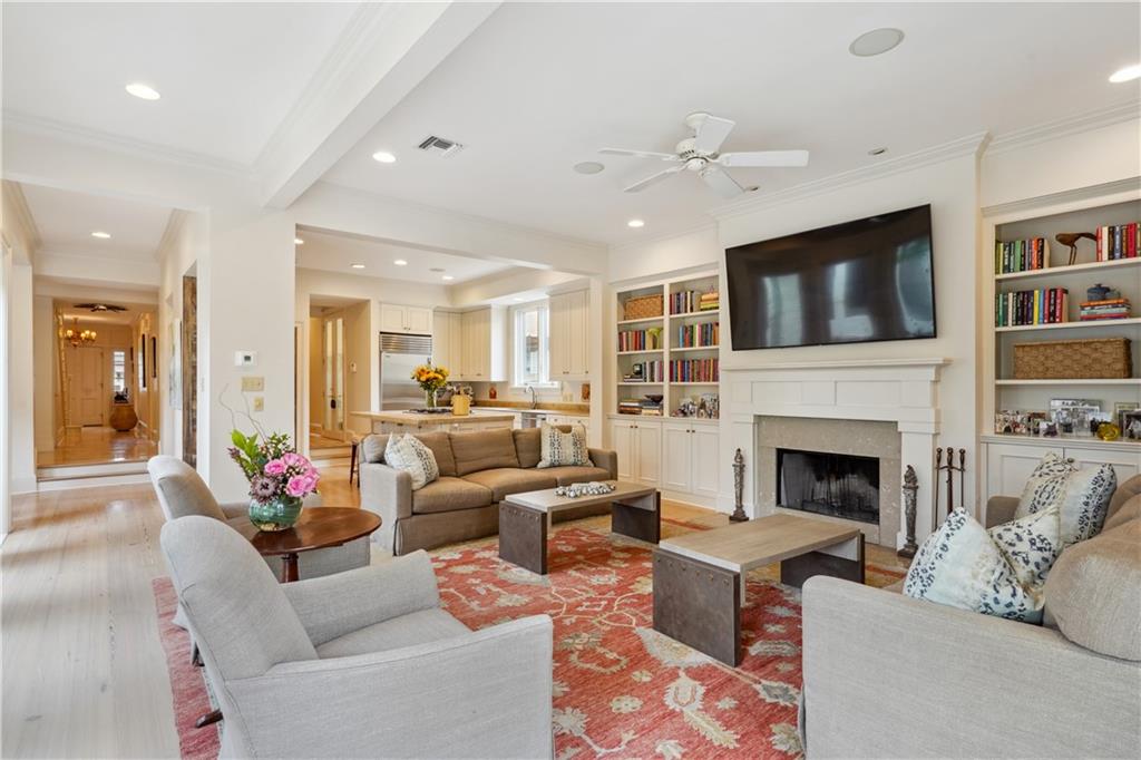 450 Fairway Drive, New Orleans, Louisiana image 10