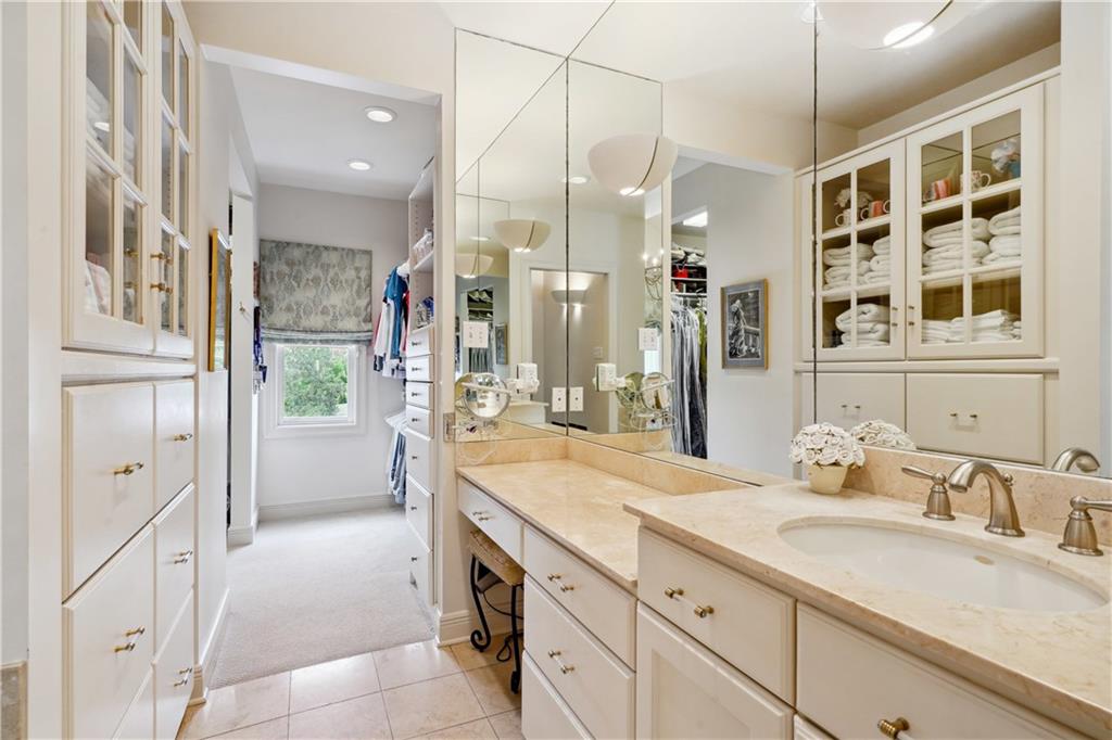 450 Fairway Drive, New Orleans, Louisiana image 16