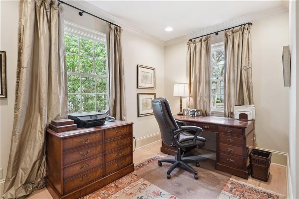 450 Fairway Drive, New Orleans, Louisiana image 5