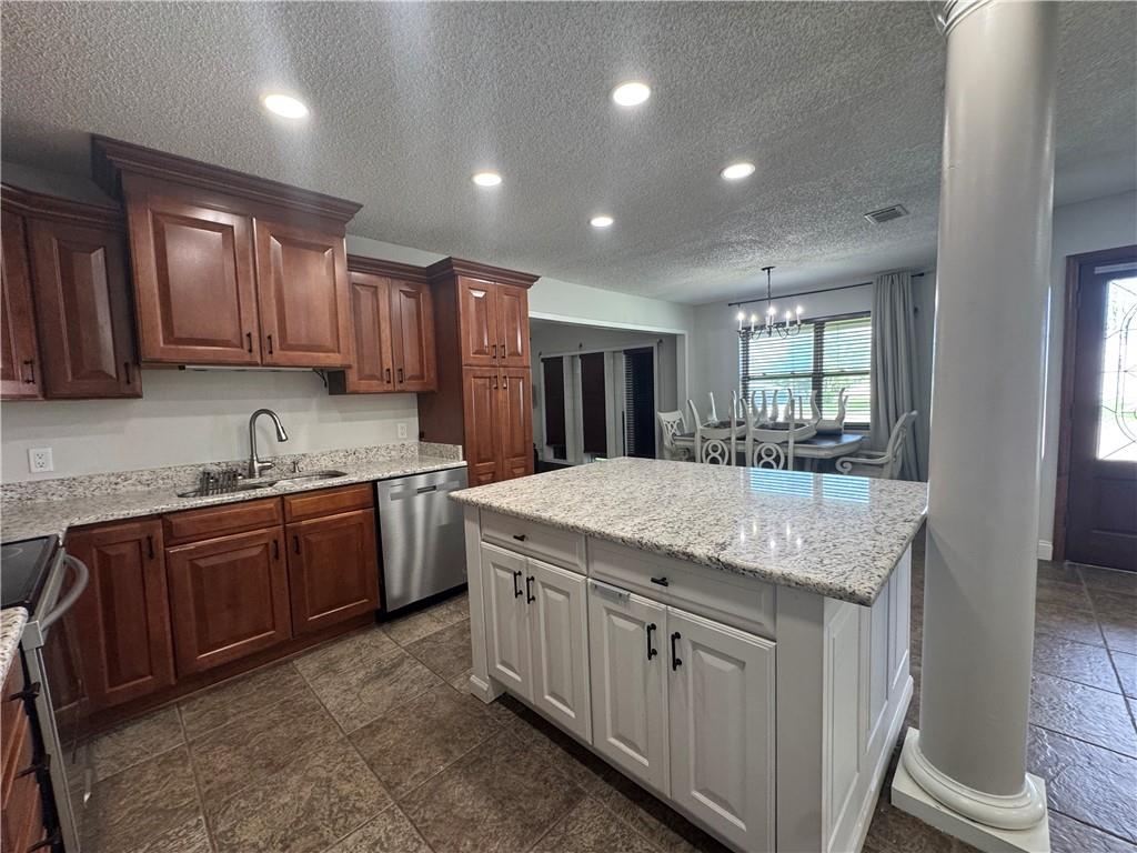 624 Taylorbrook Street, Gretna, Louisiana image 3