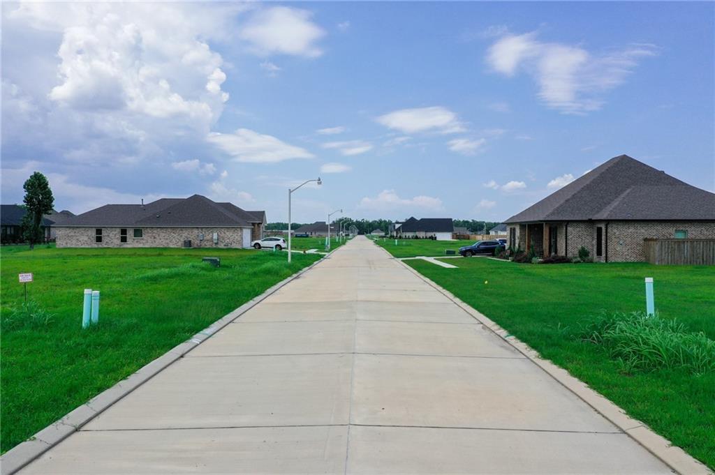 328 Sophia Drive, Luling, Louisiana image 6