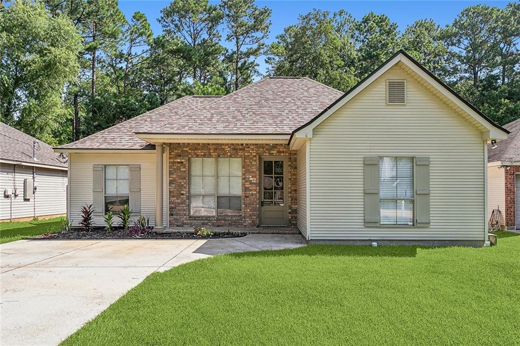 739 Chevreuil Street, Mandeville, Louisiana image 1