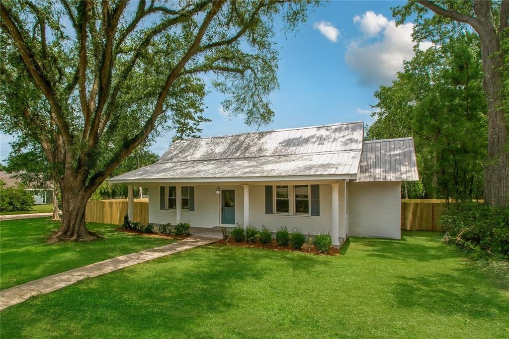 303 S Linden Street, Hammond, Louisiana image 1