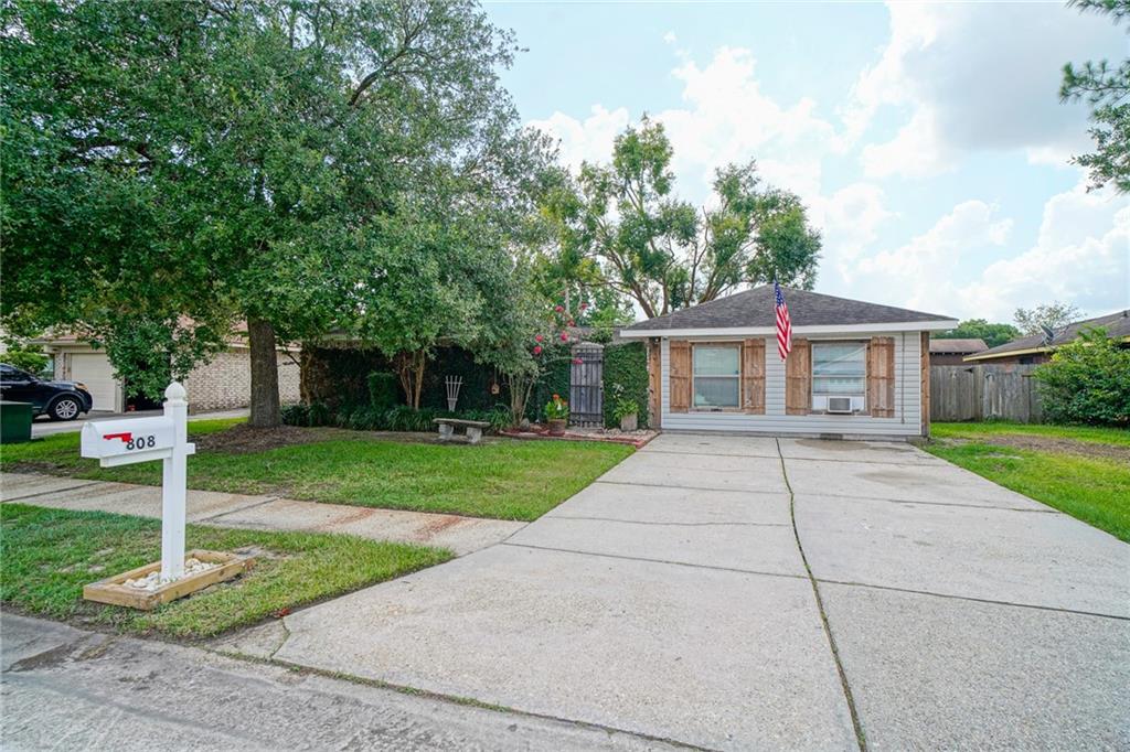 808 N Pearl Street, Slidell, Louisiana image 1
