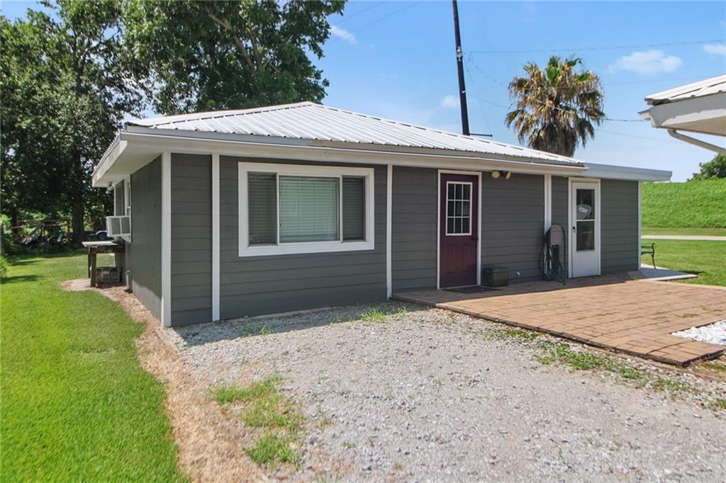 178 E Pipeline Drive, Buras, Louisiana image 3