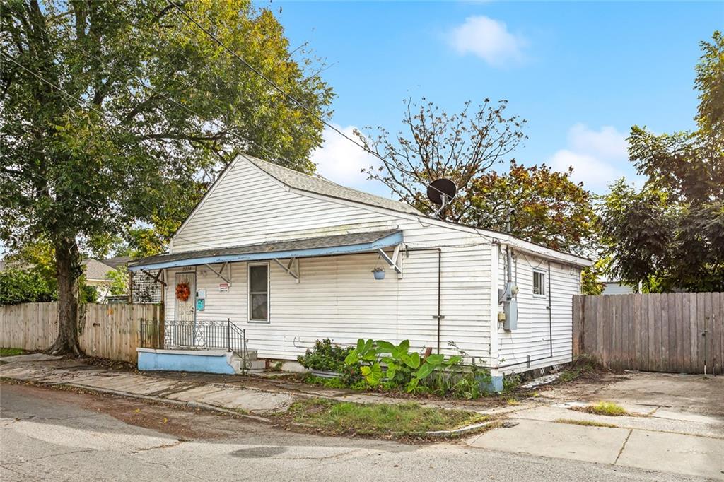 2230 N Roman Street, New Orleans, Louisiana image 3