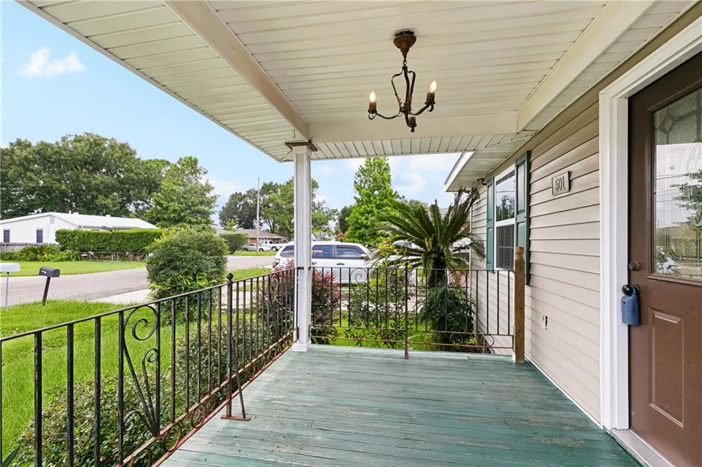 501 Oriole Street, Metairie, Louisiana image 2