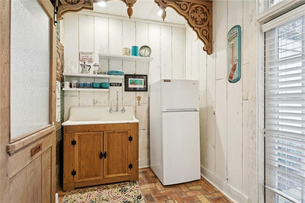 718 Ursulines Avenue #D, New Orleans, Louisiana image 8