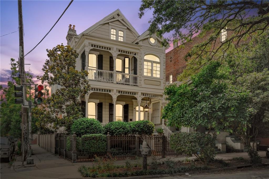 639 Esplanade Avenue, New Orleans, Louisiana image 1