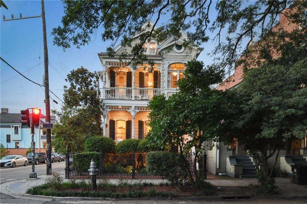 639 Esplanade Avenue, New Orleans, Louisiana image 4