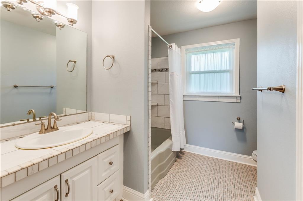 813 Clayton Drive, Norco, Louisiana image 10
