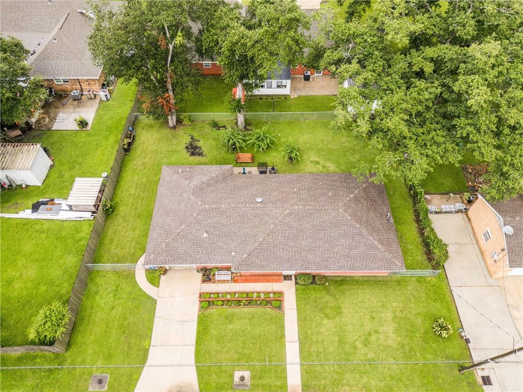813 Clayton Drive, Norco, Louisiana image 2