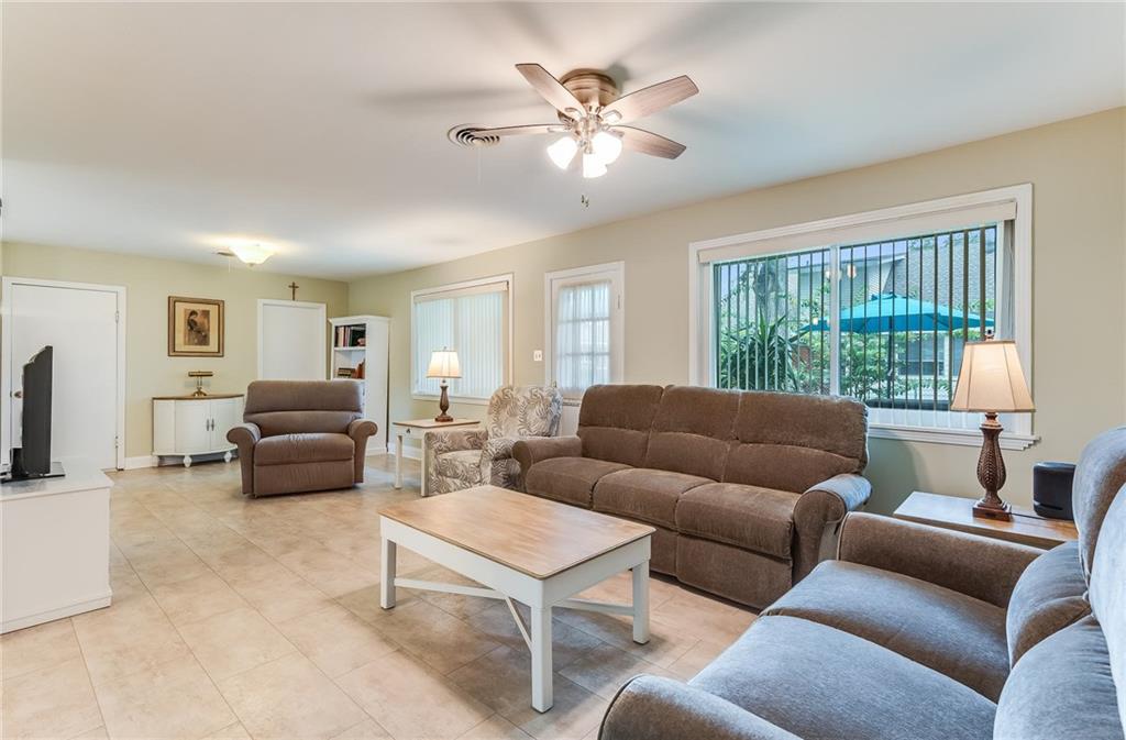 813 Clayton Drive, Norco, Louisiana image 3