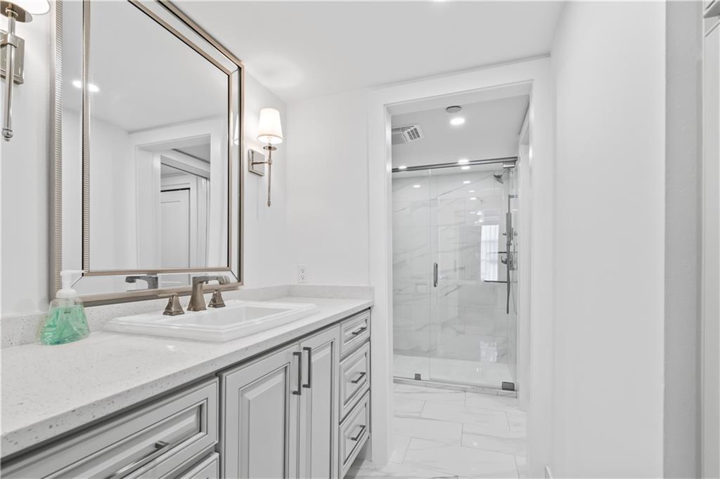 300 Lake Marina Avenue #7-C, New Orleans, Louisiana image 14