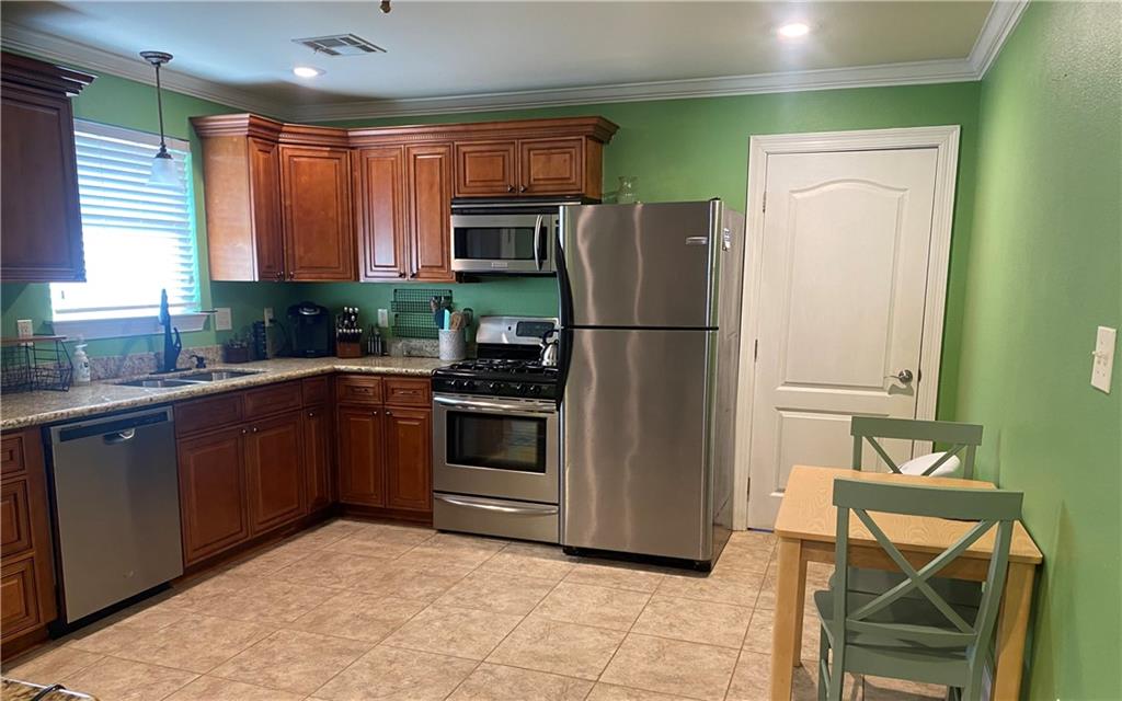 928 Perrin Drive Drive, Arabi, Louisiana image 4