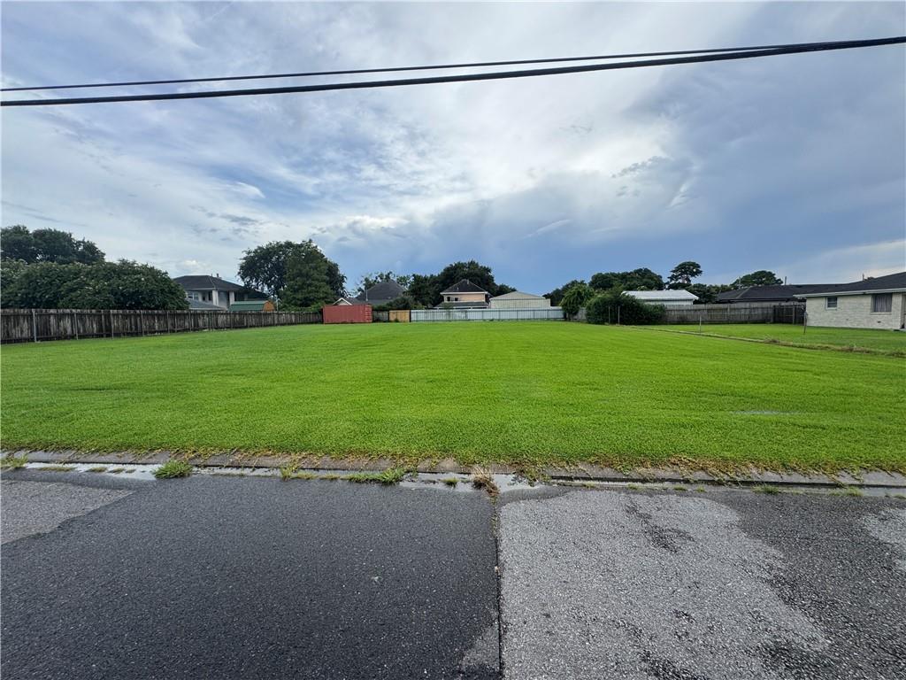 Josephine Street, Chalmette, Louisiana image 3