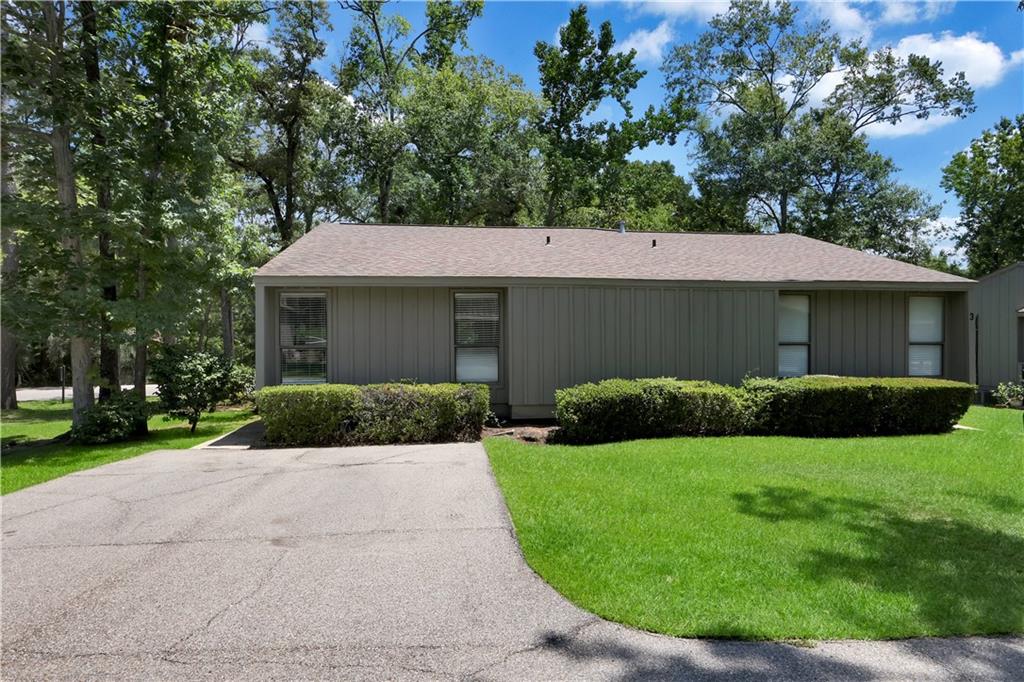 640 Tete Lours Drive #1, Mandeville, Louisiana image 1