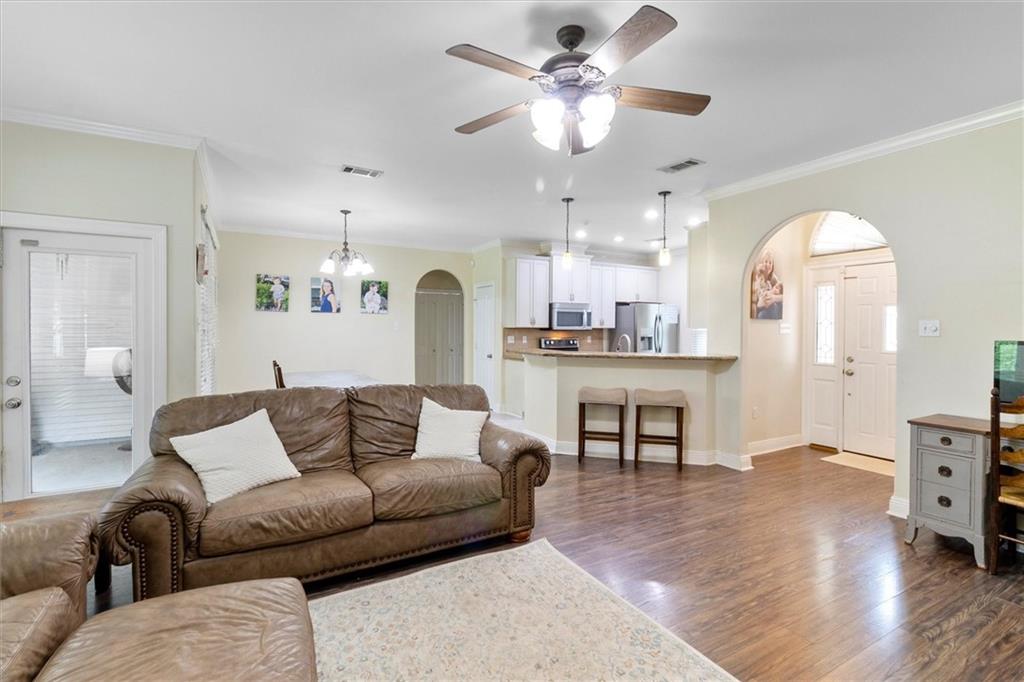 201 Fairfield Oaks Drive, Madisonville, Louisiana image 4