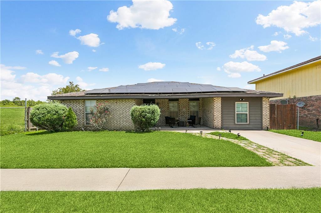5445 Tusa Drive, Marrero, Louisiana image 1