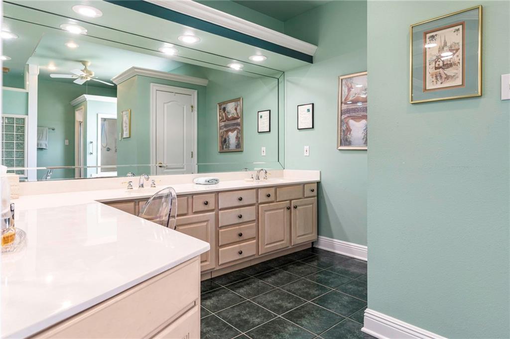 3913 Lake Providence Drive, Harvey, Louisiana image 21