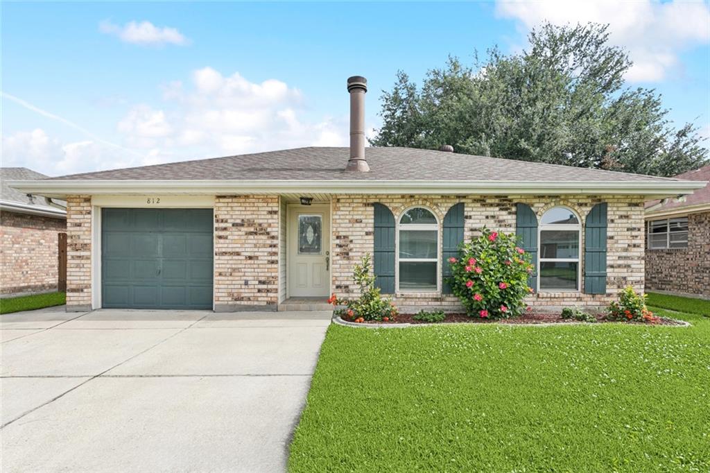 812 Dolphin Court, Kenner, Louisiana image 2