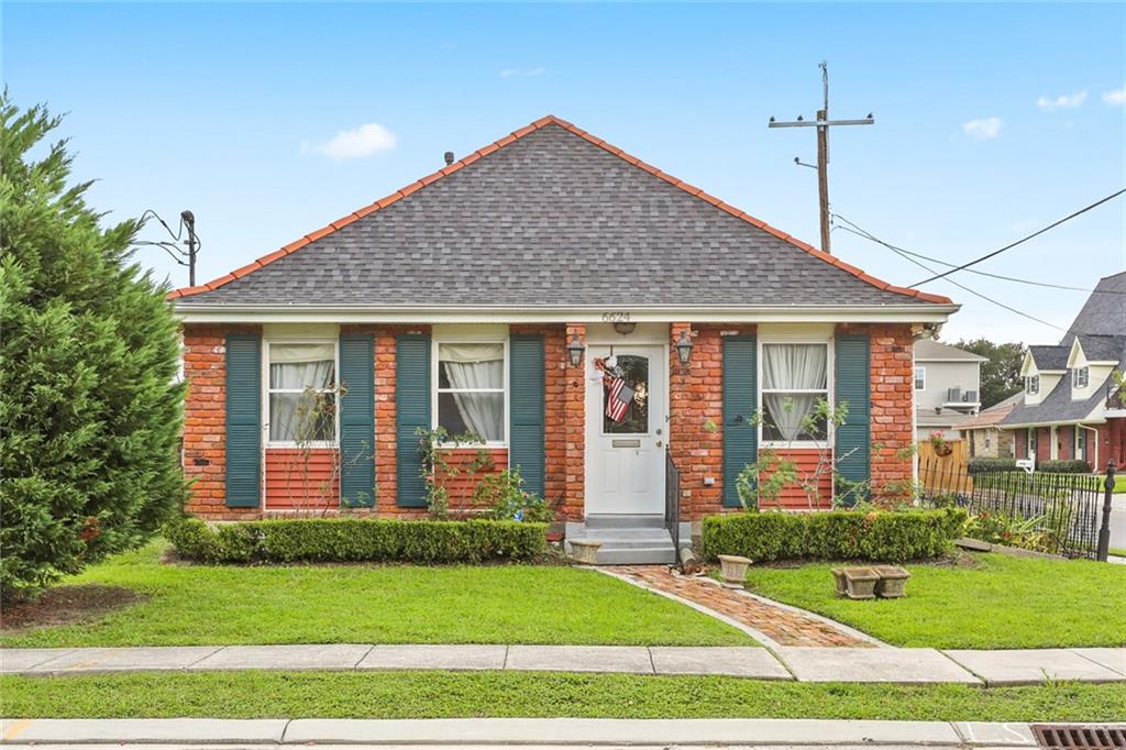 6624 Center Street, New Orleans, Louisiana image 1