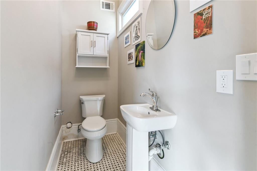 2816 Cleveland Avenue, New Orleans, Louisiana image 8