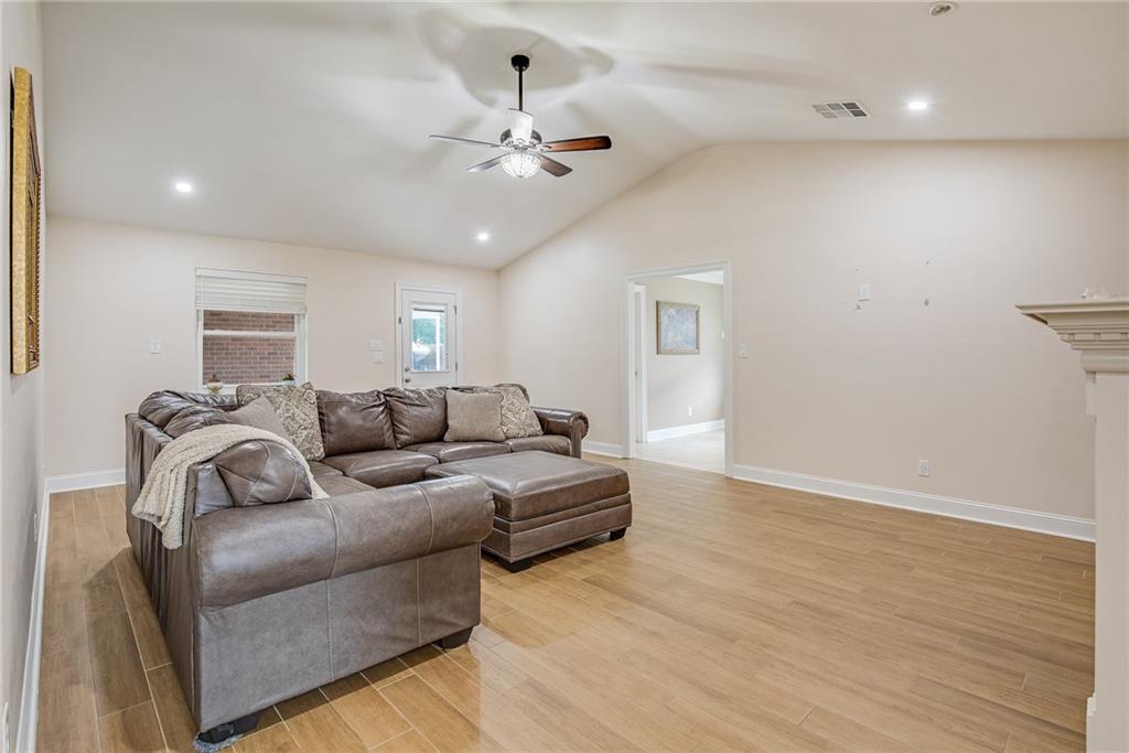 305 Devon Road, La Place, Louisiana image 18