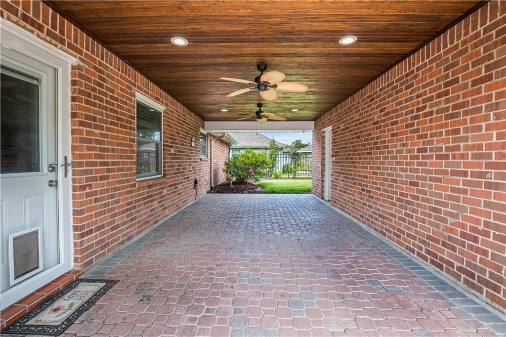 305 Devon Road, La Place, Louisiana image 9