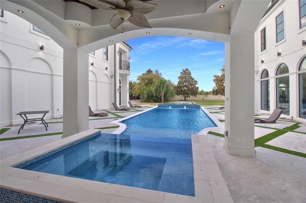 6 Oakland Road, Kenner, Louisiana image 2