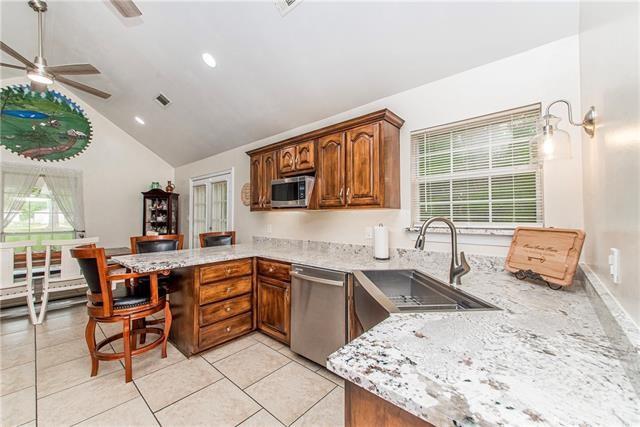20284 Hollie Lane, Ponchatoula, Louisiana image 16