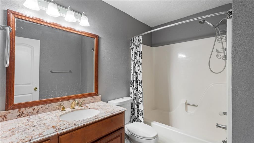 3804 Glenoak Drive, Harvey, Louisiana image 11