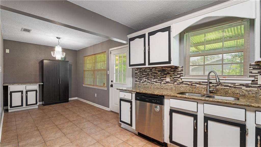 3804 Glenoak Drive, Harvey, Louisiana image 6