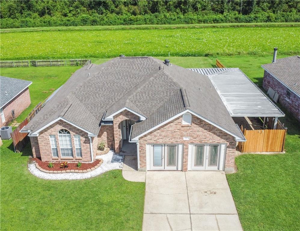 82 Moss Drive, La Place, Louisiana image 2