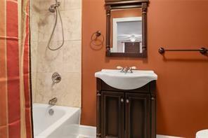1233 Ursulines Avenue, New Orleans, Louisiana image 11