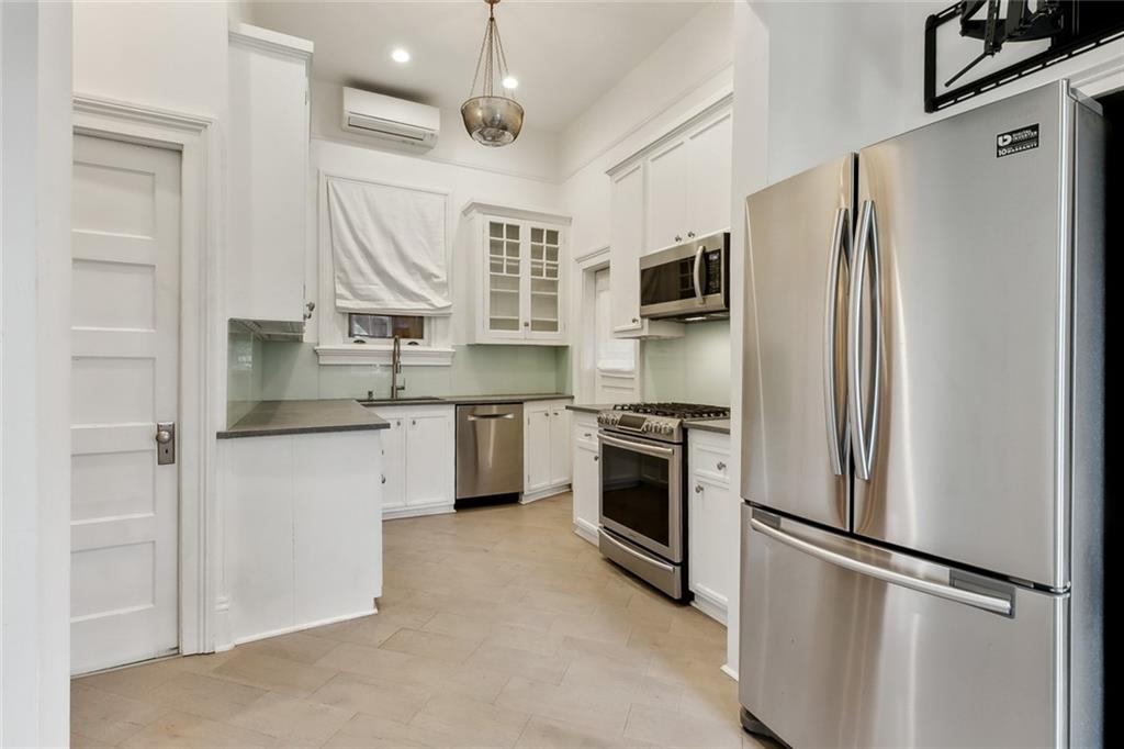 7917 Sycamore Street, New Orleans, Louisiana image 11