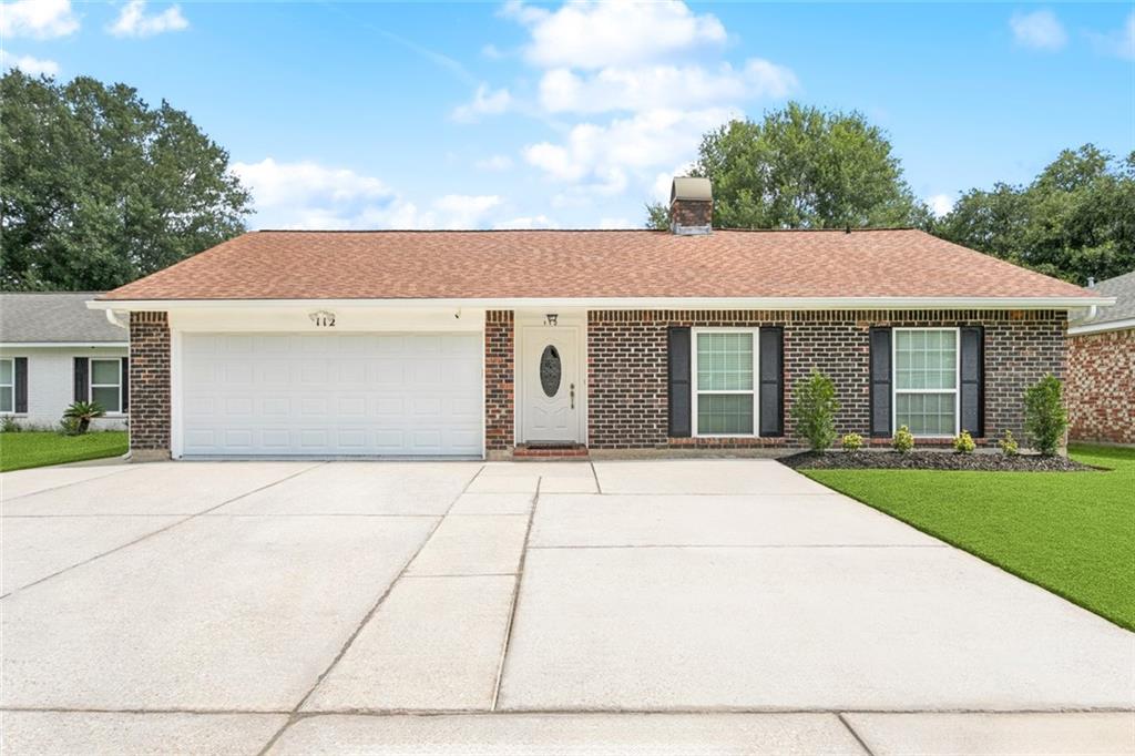 112 Castle Drive, Slidell, Louisiana image 1