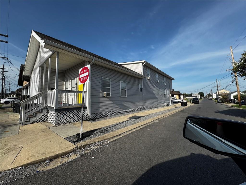 2438-40 Frenchman Street, New Orleans, Louisiana image 2