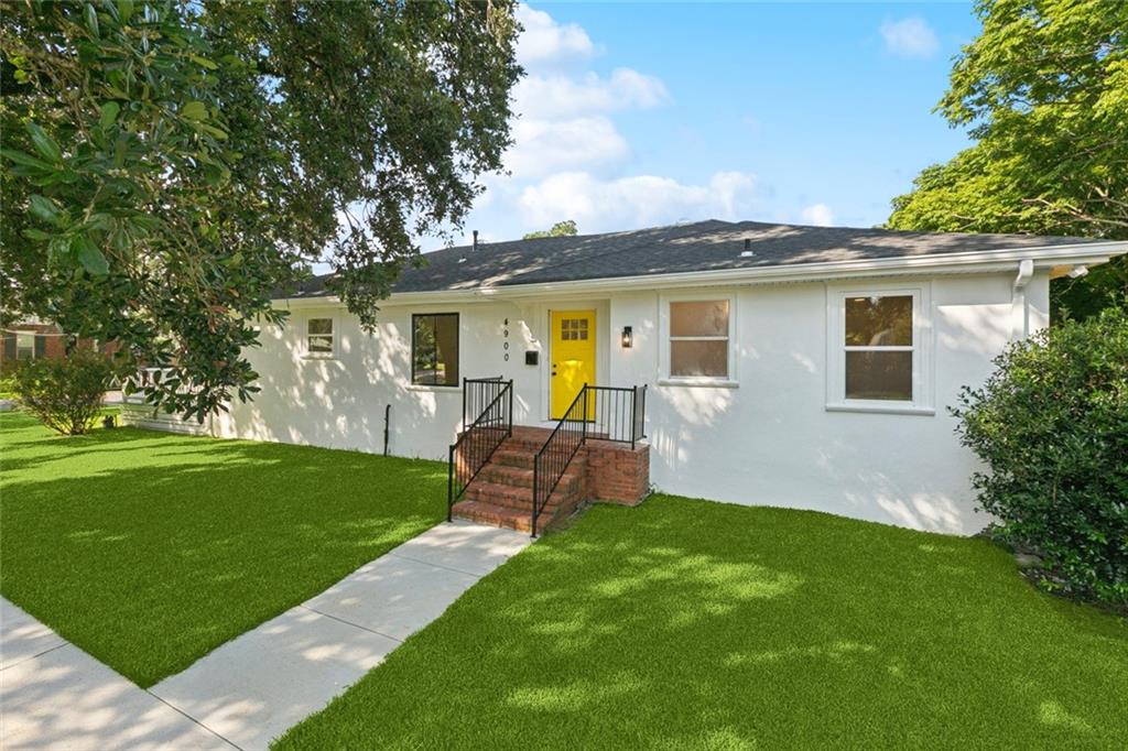4900 Moore Drive, New Orleans, Louisiana image 1