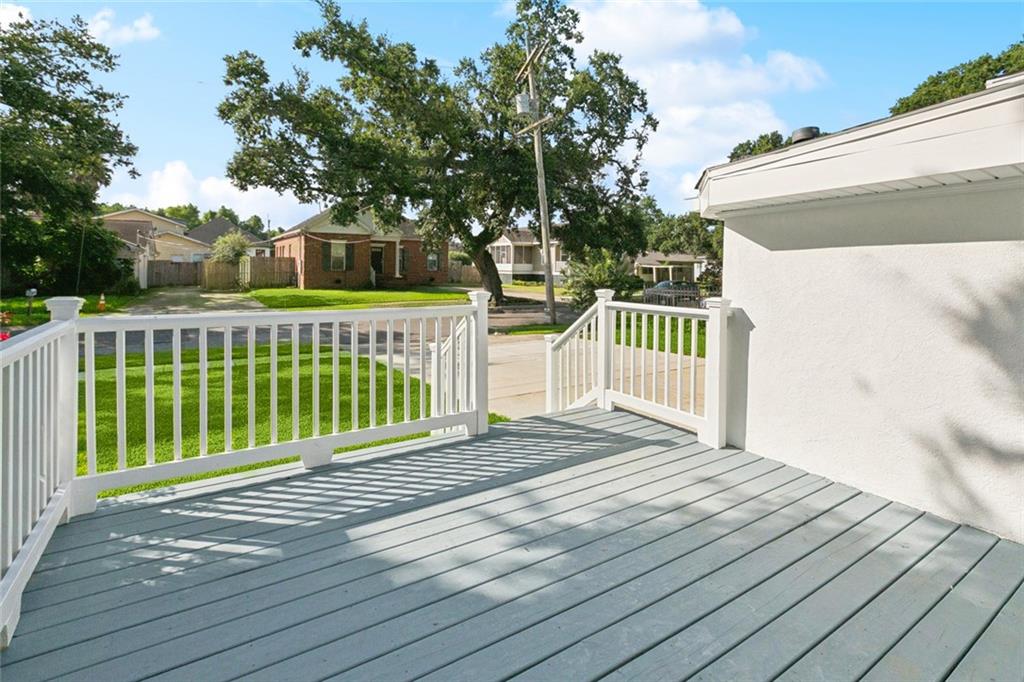 4900 Moore Drive, New Orleans, Louisiana image 17