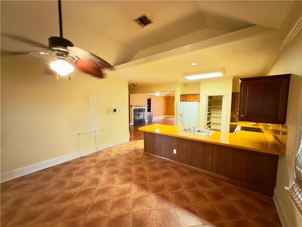 3932 E Bamboo Drive, Jefferson Parish, Louisiana image 9