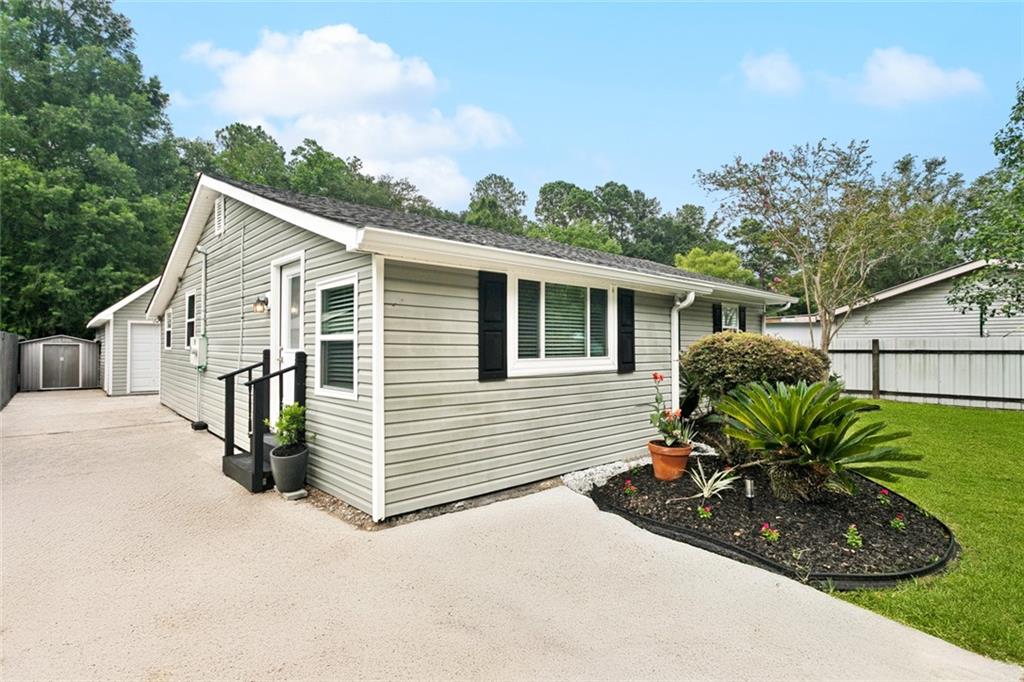 214 Maplewood Drive, Slidell, Louisiana image 2