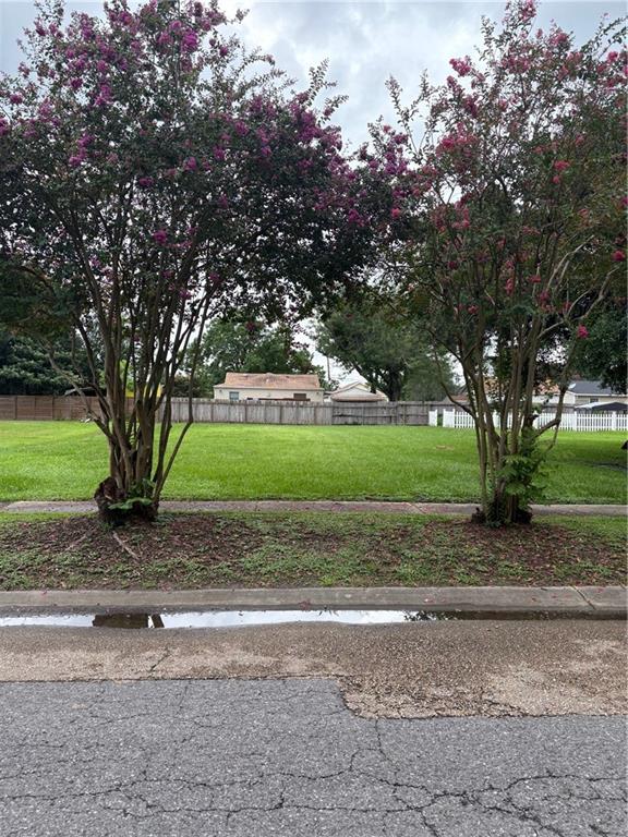 66 E Claiborne Square, Chalmette, Louisiana image 2