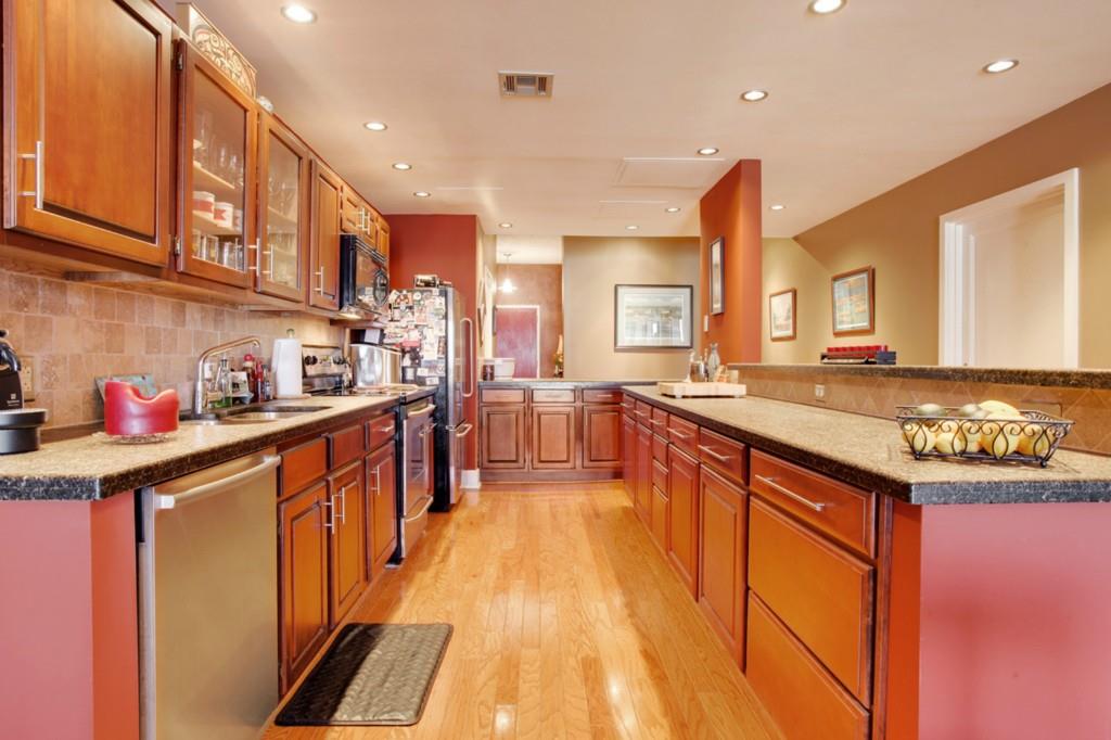 Photo 4 of Condominium at 330 Morgan St #301, New Orleans, LA 70114 | MLS# 2014688 |  | Sold on 2015-07-10