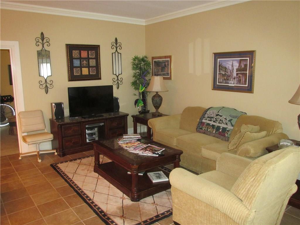 Photo 3 of Condominium at 412 Dauphine St #1B, New Orleans, LA 70112 | MLS# 2053983 |  | Sold on 2018-04-24
