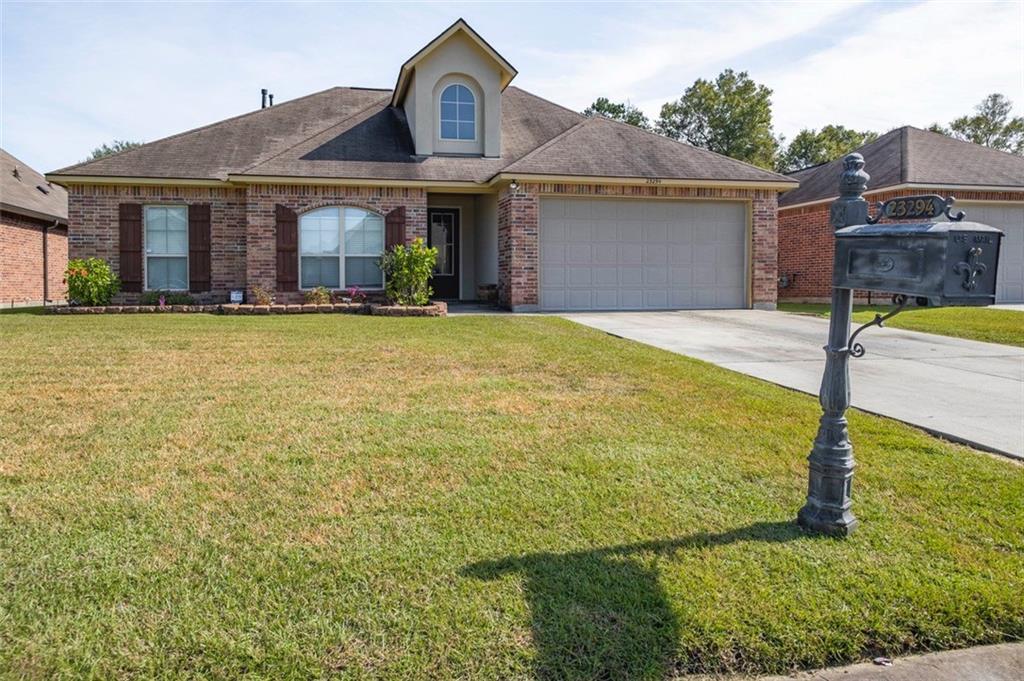 Homes for sale in Denham Springs, LA | 23294 Conifer Dr, Denham Springs, LA 70726 | MLS# 2221427