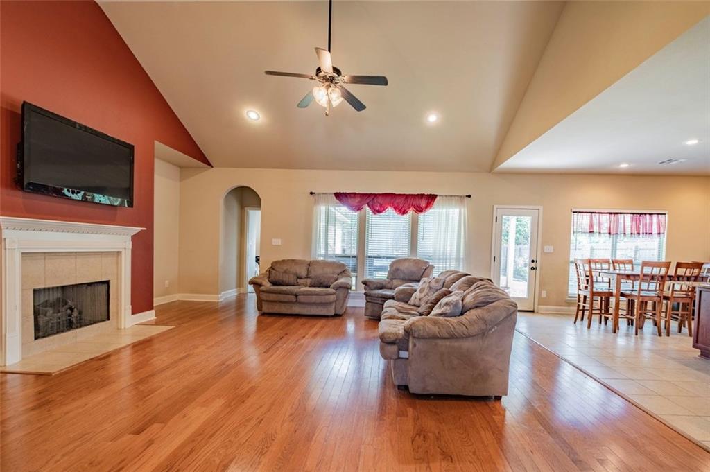 Homes for sale in Denham Springs, LA | 23294 Conifer Dr, Denham Springs, LA 70726 | MLS# 2221427