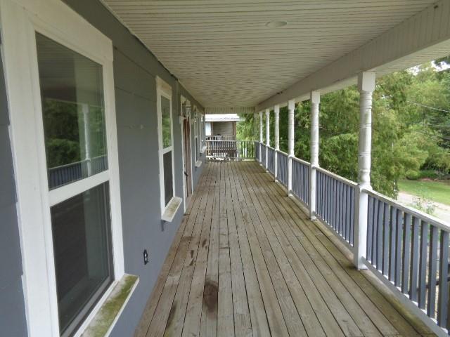 Photo 2 of Single Family Residence at 133 Lake View Dr, La Place, LA 70068 | MLS# 2284592 |  | Sold on 2021-02-26