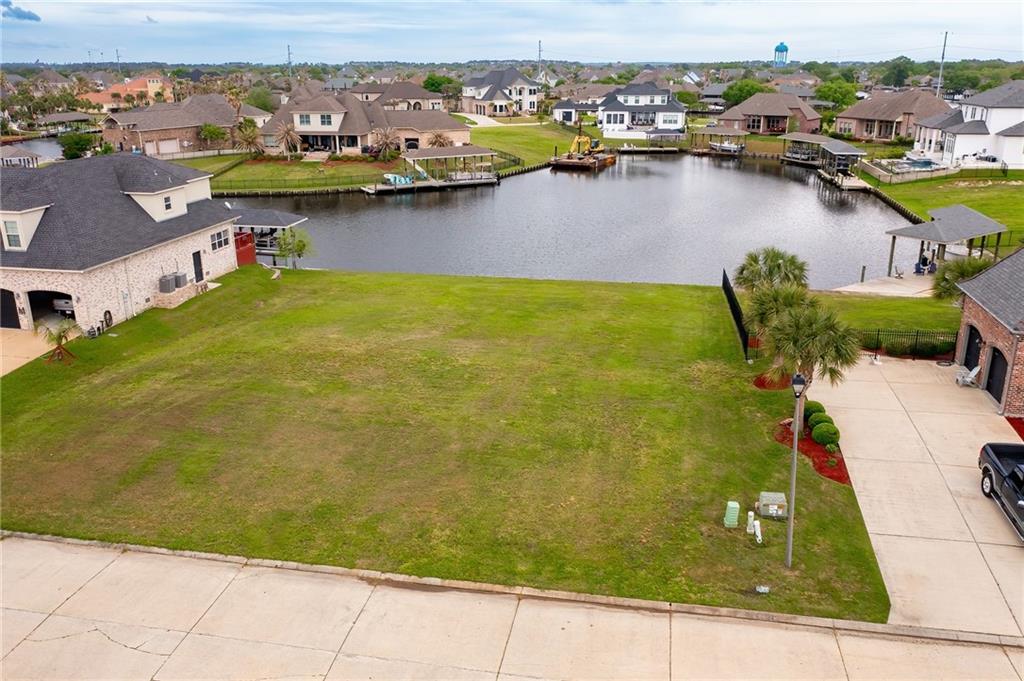 504 Logan Island Court, Slidell, Louisiana image 1