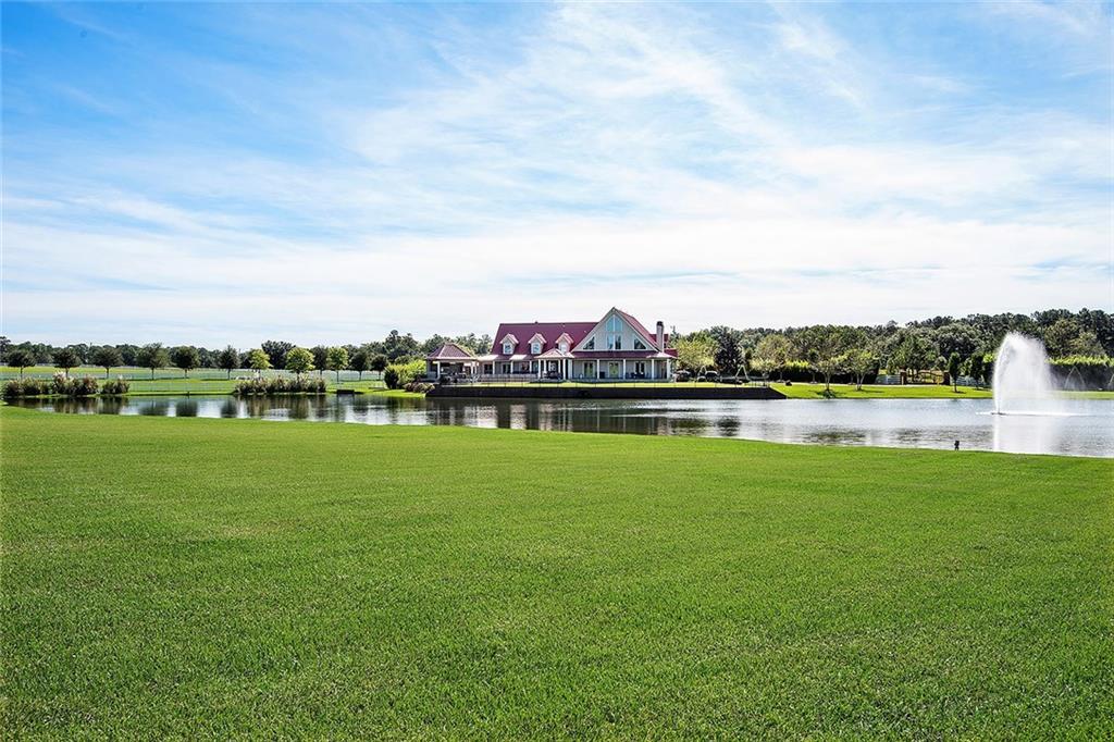 A property possessing a bearing as royal as the Arabian horses for which it was designed & built. An arcadian haven for the breeding & nurturing of the exemplars of this influential breed. The Arabian horse lies at the genetic center of every important equine type. This impeccable 85 acre property affords comfort & convenience of the highest order to both horse & human. The avant-garde structures merge in perfection w/ the verdant pastures & 100 yr old live oaks.